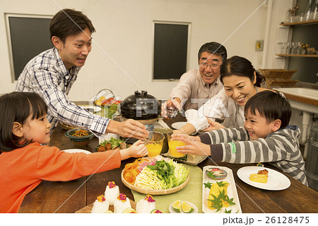 鍋料理 夕食イメージ 鍋料理 夕食イメージ 26128475