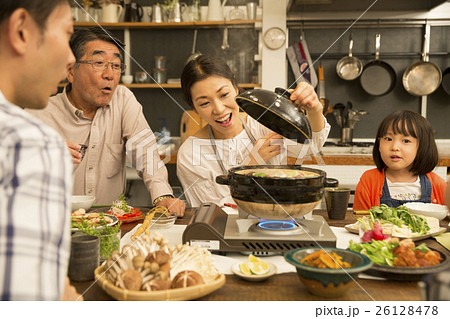 鍋料理 夕食イメージ 鍋料理 夕食イメージ 26128478