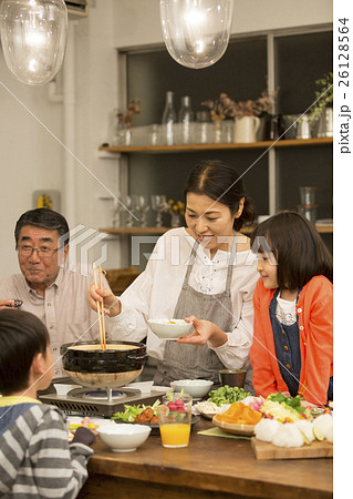 鍋料理　夕食イメージ 26128564