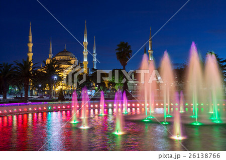 The beautiful Suleymaniye mosque in Istanbul 26138766