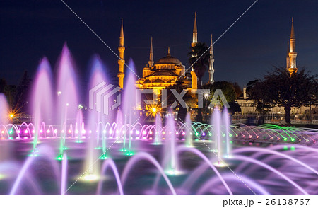 The beautiful Suleymaniye mosque in Istanbul 26138767
