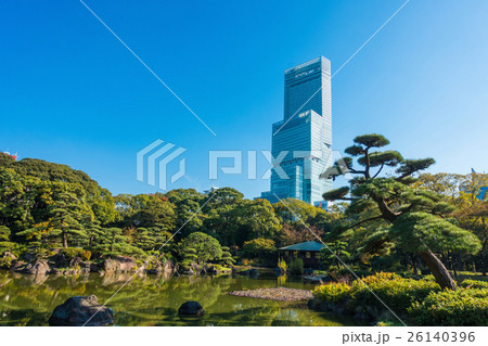 あべのハルカスと日本庭園 あべのハルカスと日本庭園 26140396