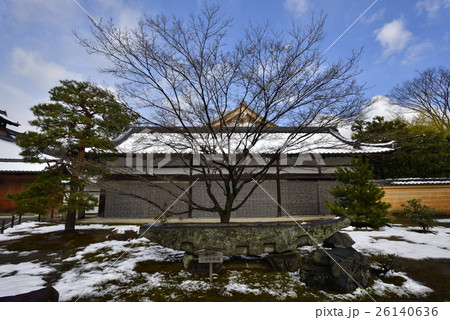 金閣寺（鹿苑寺）手水鉢 26140636