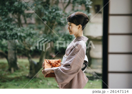 和装の女性 和装の女性 26147114