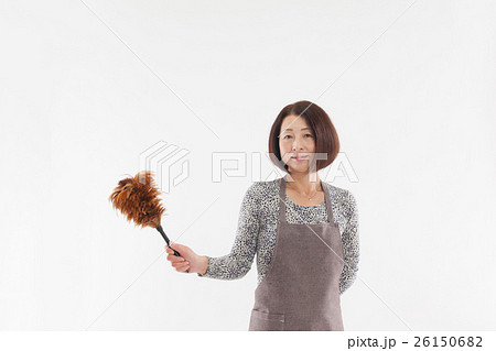 大掃除イメージ・女性・毛ばたき 大掃除イメージ・女性・毛ばたき 26150682