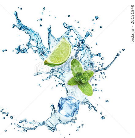 Ice cubes, mint leaves, water splash and lime  26151840