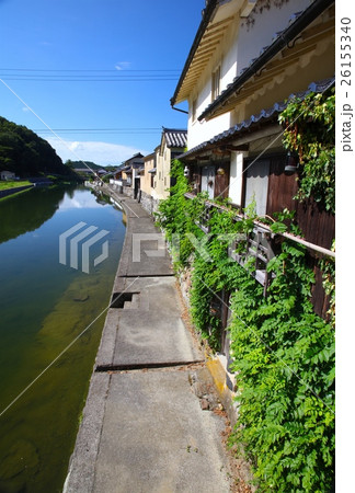 平福（ひらふく）の川端風景/因幡街道の伝統的な宿場町/佐用川 26155340
