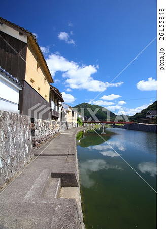 平福（ひらふく）の川端風景/因幡街道の伝統的な宿場町/佐用川の写真素材 [26155343] - PIXTA