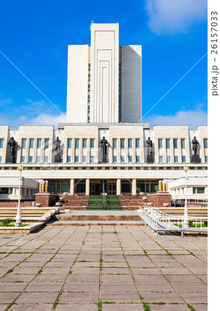 Omsk Regional State Library 26157033
