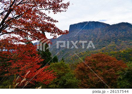長野・群馬県境、紅葉の荒船山 長野・群馬県境、紅葉の荒船山 26157544