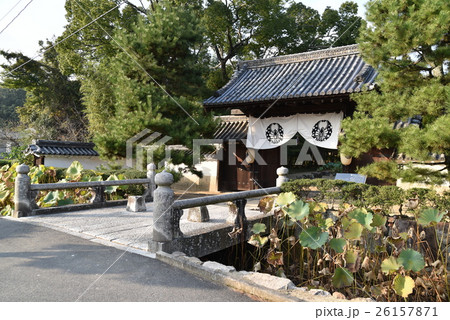 岡山藩主池田家菩提寺の曹源寺の開山忌の日の総門2 岡山県岡山市中区 岡山藩主池田家菩提寺の曹源寺の開山忌の日の総門2 岡山県岡山市中区 26157871