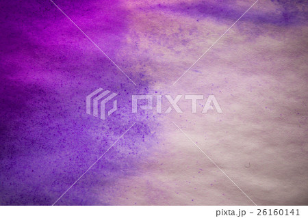 purple spreads ink on white wrinkled paper  26160141