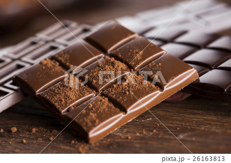 Dark homemade chocolate bars and cocoa pod Dark homemade chocolate bars and cocoa pod 26163813