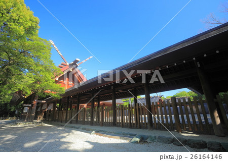 万緑の熱田神宮本宮 26164146