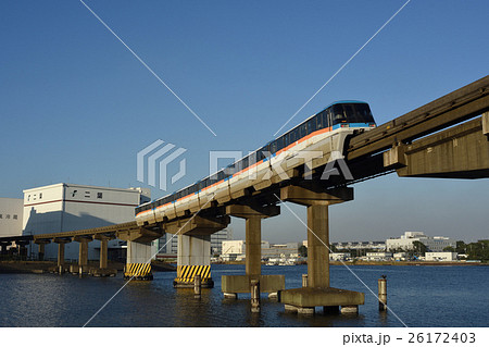 ガスミオ運河橋梁を行く東京モノレール ガスミオ運河橋梁を行く東京モノレール 26172403