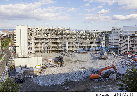 マンションの解体工事 26173244