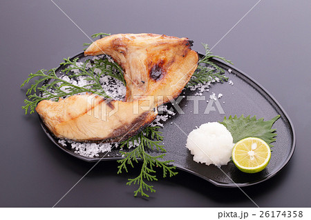 ぶりかまの塩焼き ぶりかまの塩焼き 26174358