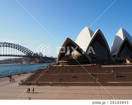 オペラハウスとシドニーハーバーブリッジ オペラハウスとシドニーハーバーブリッジ 26183643