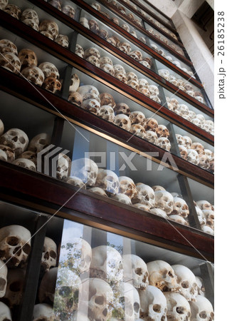 カンボジアのプノンペン郊外にあるキリング・フィールド カンボジアのプノンペン郊外にあるキリング・フィールド 26185238