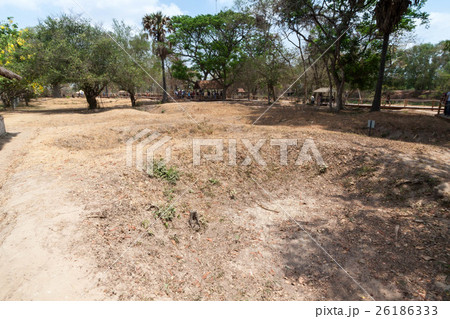 カンボジアのプノンペン郊外にあるキリング・フィールド カンボジアのプノンペン郊外にあるキリング・フィールド 26186333