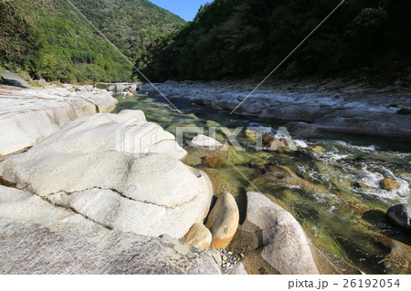 高知県　出井甌穴 26192054