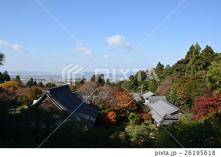 秋の百済寺展望 26195618