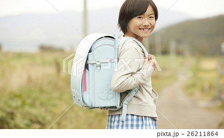 田舎暮らしの子供 26211864