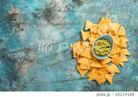 Guacamole served with nachos Guacamole served with nachos 26214160