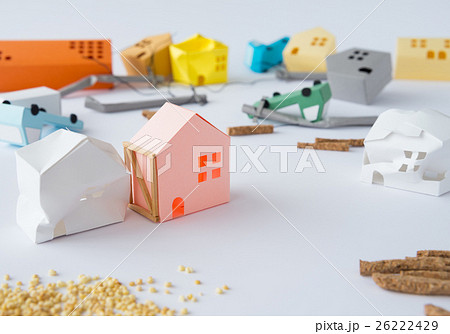 地震　自然災害　耐震化　無電柱化　倒壊 26222429