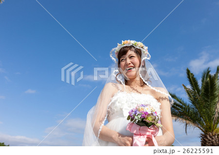 マタニティフォト　ウエディングドレス姿 26225591