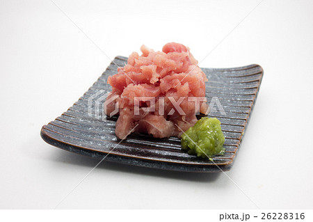 まぐろの剥き身の箸休め 26228316