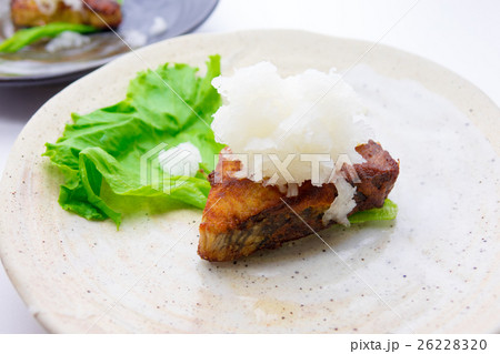 まぐろの和風ステーキ まぐろの和風ステーキ 26228320