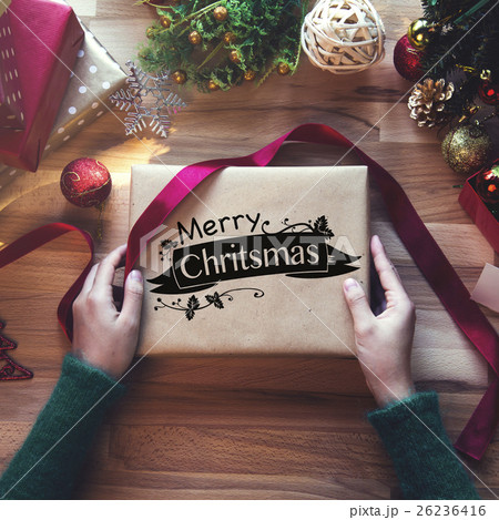 Overhead shot of Christmas presents  26236416