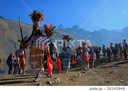 Parade at Quyllurit'i inca festival, Peru Parade at Quyllurit'i inca festival, Peru 26243948