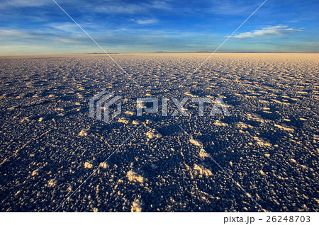 Salar de Uyuni, salt lake, Bolivia 26248703