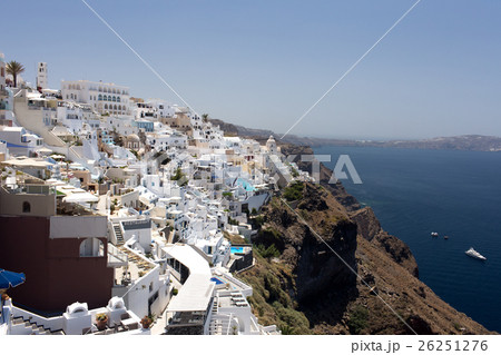 Santorini Island - view of the white city 26251276