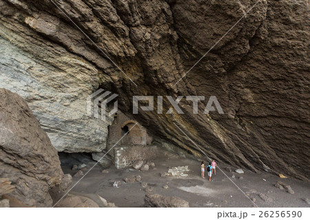 Vinoteca Golitsyn grotto Chaliapin in mountain 26256590