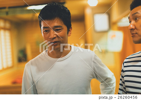 Japanese-style bar 26260456
