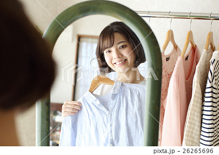 洋服選び 洋服選び 26265696