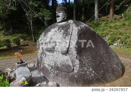 万治の石仏(まんじのせきぶつ) 俯瞰横 長野県下諏訪町の石造文化財 芸術家岡本太郎が絶賛した 万治の石仏(まんじのせきぶつ) 俯瞰横 長野県下諏訪町の石造文化財 芸術家岡本太郎が絶賛した 26267857