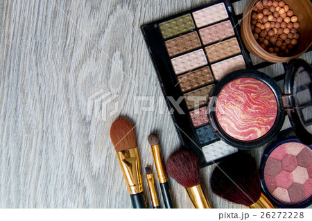 Set of decorative cosmetics and brushes Set of decorative cosmetics and brushes 26272228