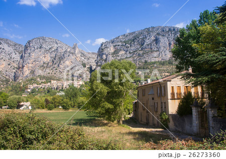 プロバンス地方、ムスティエ・サント・マリー村 26273360