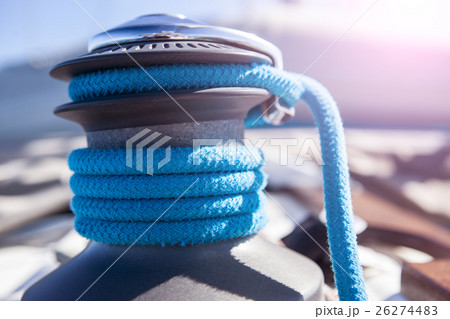 Winch with blue rope on a yacht 26274483