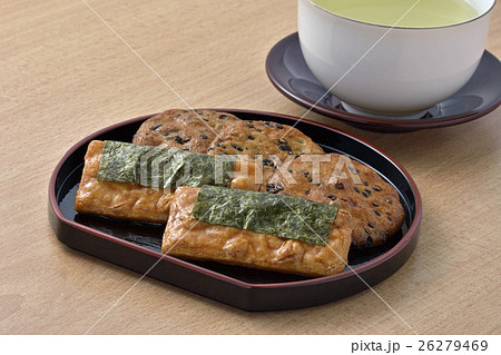 日本茶と煎餅 日本茶と煎餅 26279469