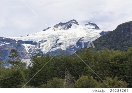 アンデス山脈のトロナドール山 アンデス山脈のトロナドール山 26283265