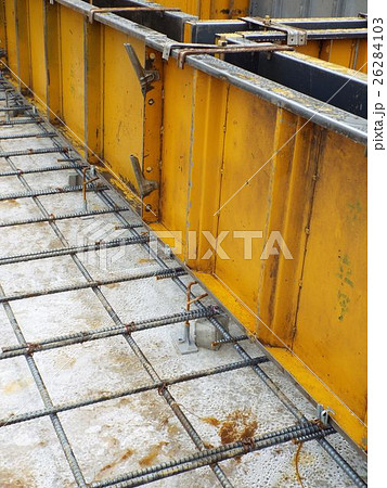 基礎工事は一体打ち工法が普及してきました 26284103