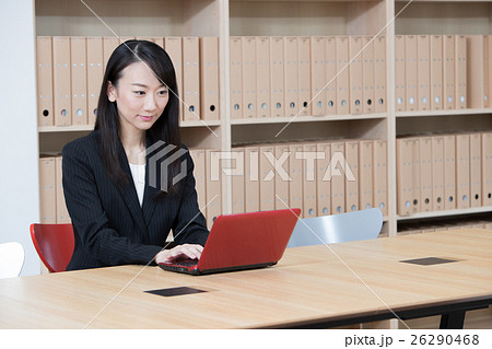働く女性 働く女性 26290468