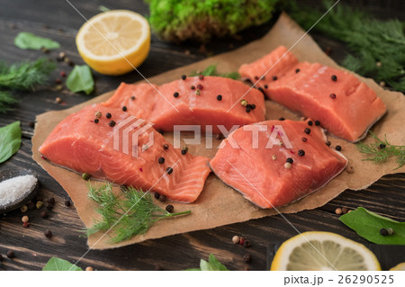Salmon fillet on parchment paper Salmon fillet on parchment paper 26290525