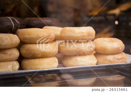 Sugar and chocolate donuts Sugar and chocolate donuts 26315661
