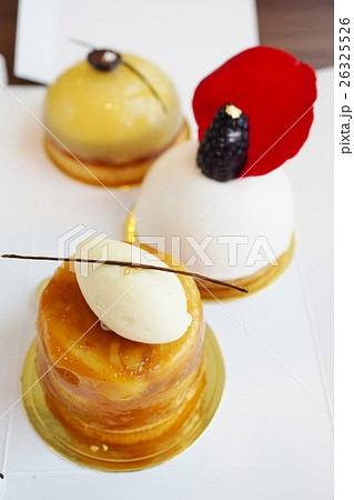 ケーキ（Cake） 26325526